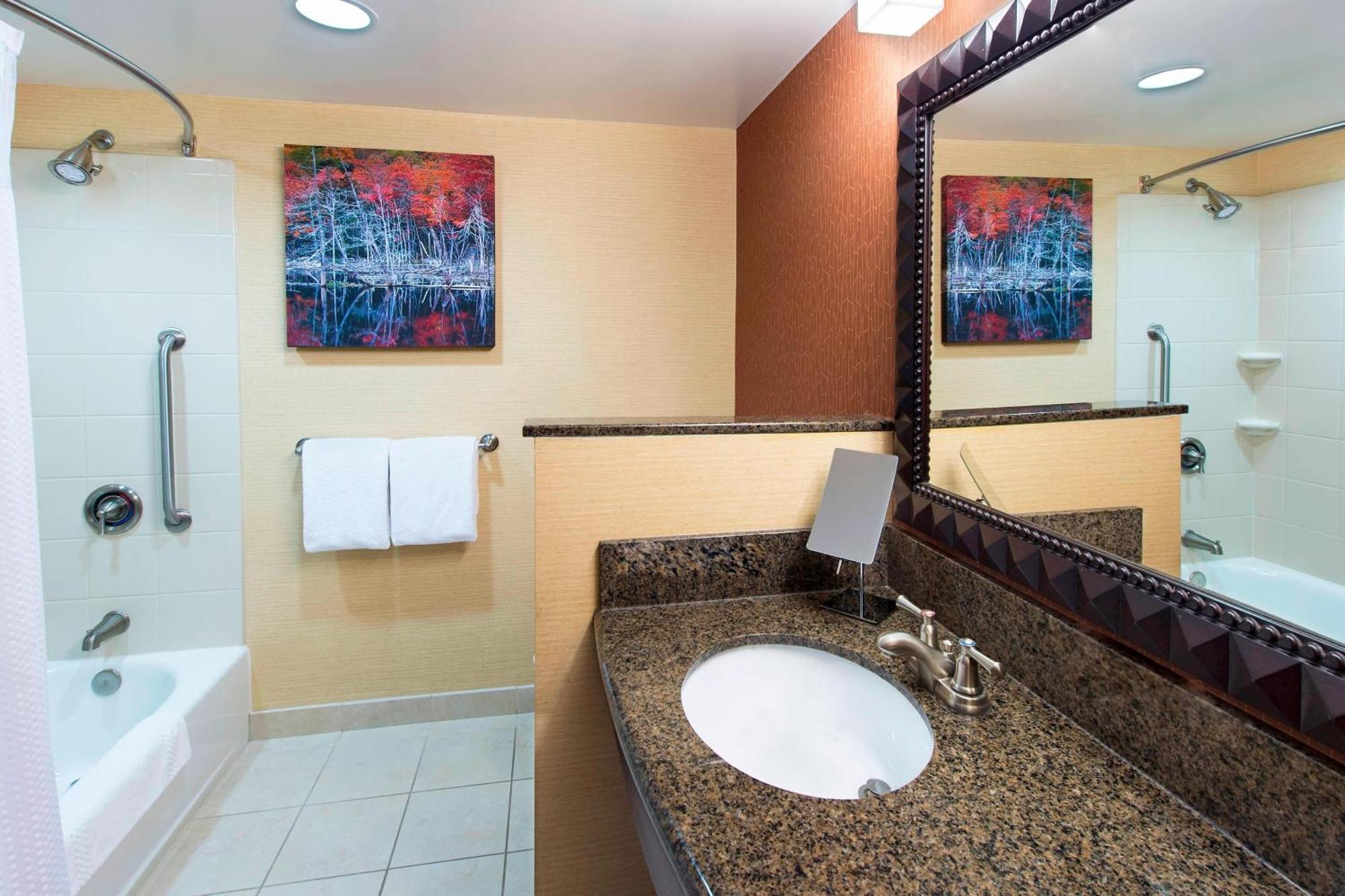 Courtyard Marriott Lake Placid Buitenkant foto