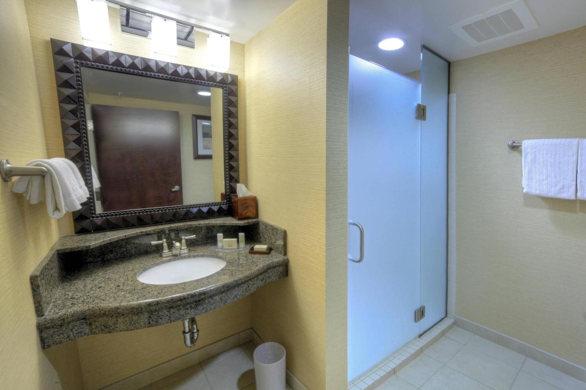 Courtyard Marriott Lake Placid Buitenkant foto