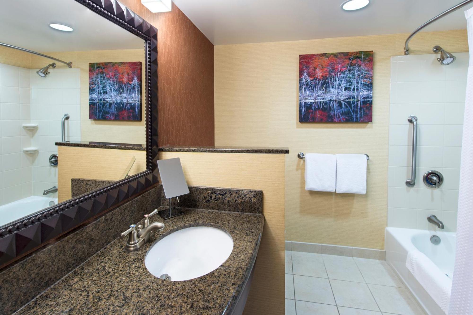 Courtyard Marriott Lake Placid Buitenkant foto